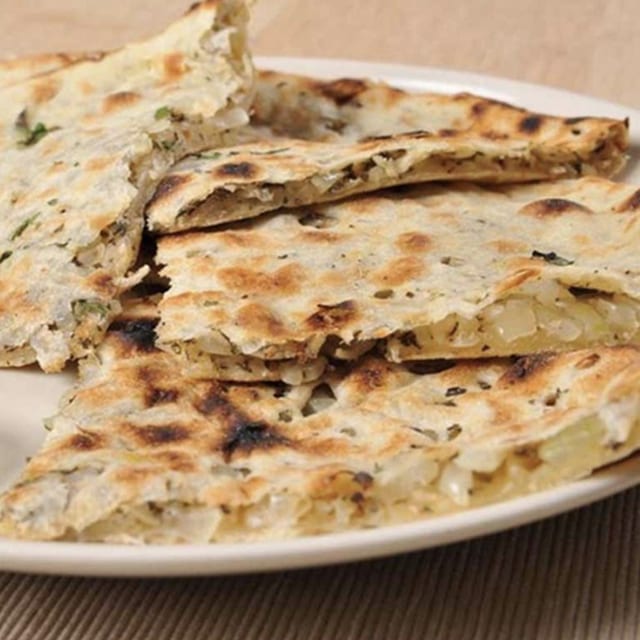 Onion Chili Naan.